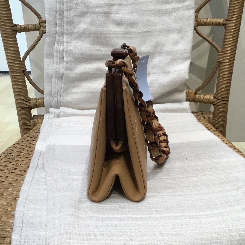 Vintage Quilted Tan Leather Shoulder Bag with Braided Chain Strap - Picture 4 of 7